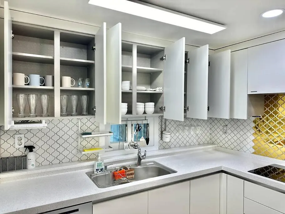 Jy House 3 Apartment Busan