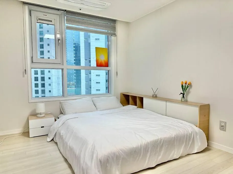 Jy House 3 Apartment Busan